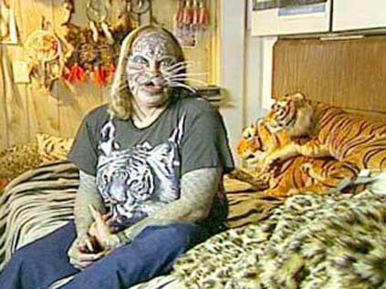 Ameliyatla kedi oldu