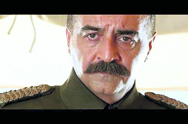 'Üzgün gözlü, ipek sesli Türk'