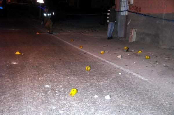 Boşanma kavgası: 1'i polis, 14 yaralı