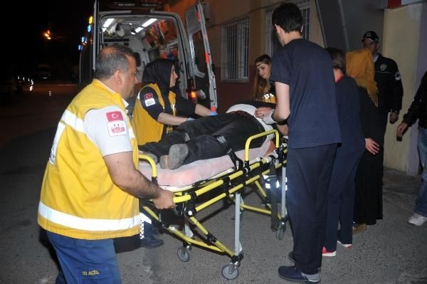 Boşanma kavgası: 1'i polis, 14 yaralı