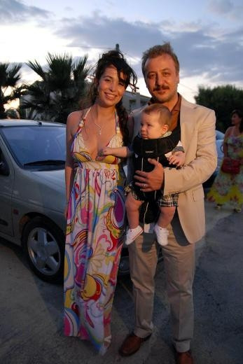 Esra Ronabar bilinmeyenlerini anlattı