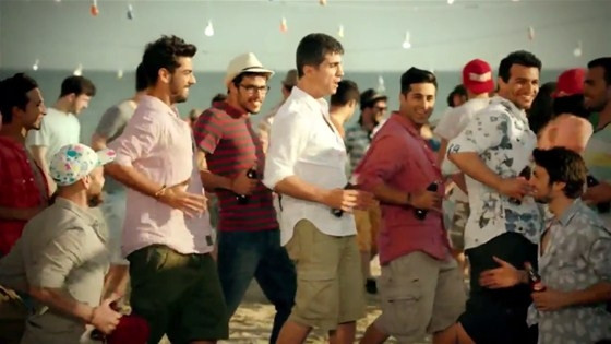 Reklamdan servet kazandılar