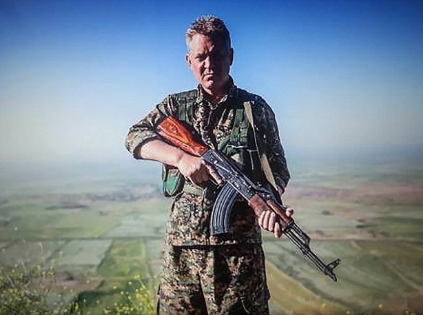 İngiliz aktör YPG saflarında savaşmaya gitti