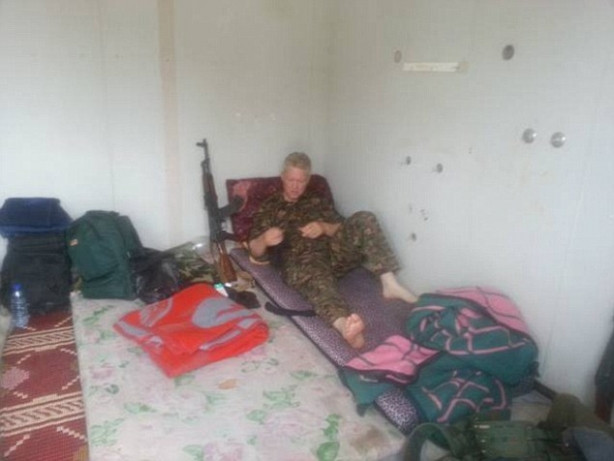 İngiliz aktör YPG saflarında savaşmaya gitti