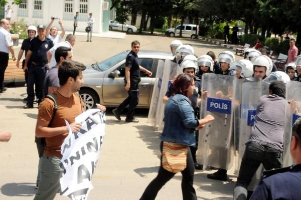 Üniversitede Soma gerginliği: 10 gözaltı