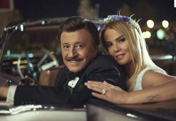 Selami Şahin 30 yıllık eşiyle nikah tazeliyor