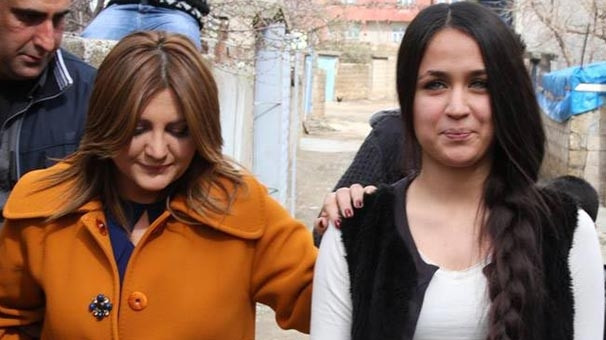 Sesi Çok Güzel yarışmacısı Mutlu Kaya başından vuruldu!