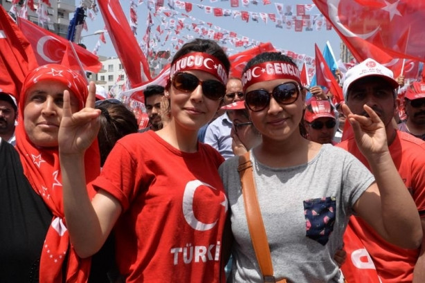 Bahçeli mitinglerimde genç ve kadın sayısı arttı dedi