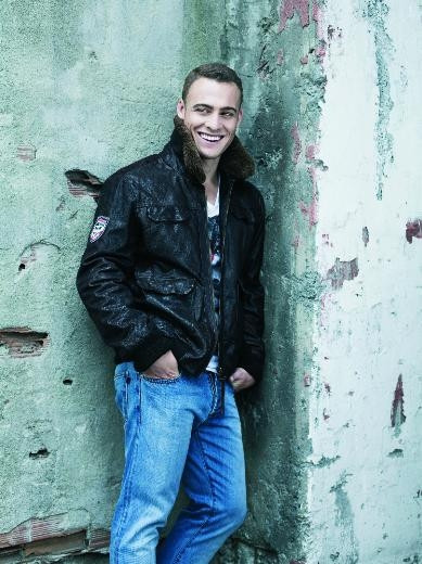 Acun Ilıcalı'dan Kerem Bürsin'e sürpriz teklif