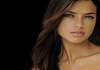 Adriana Lima dizi setinde