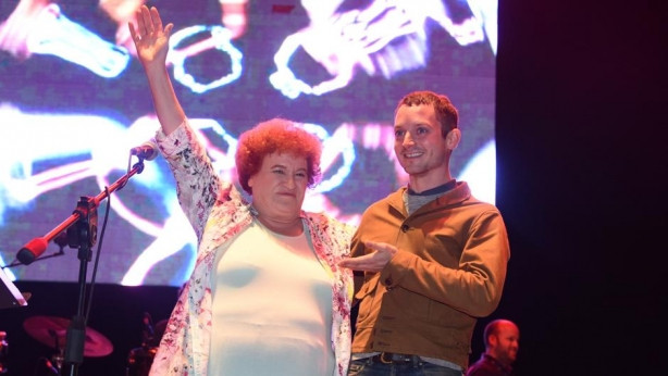 Eliah Wood: Tapıyorum sana Selda