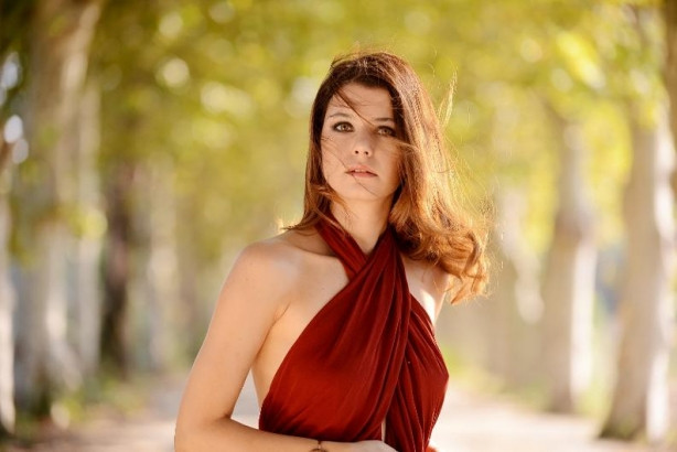 Beren Saat aylık 360 bin TL kazanacak