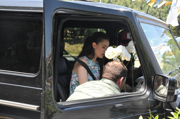 Fahriye Evcen'e doğum günü sürprizi