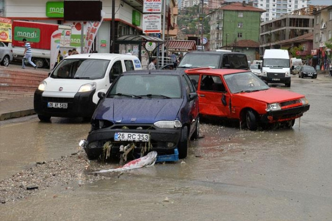Ankara sular altında