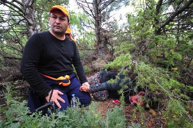 Ormanda kaybolan hamile kadın 21 saat sonra bulundu