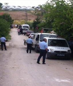 Yalova'da Kürt işçilerin evini bastılar
