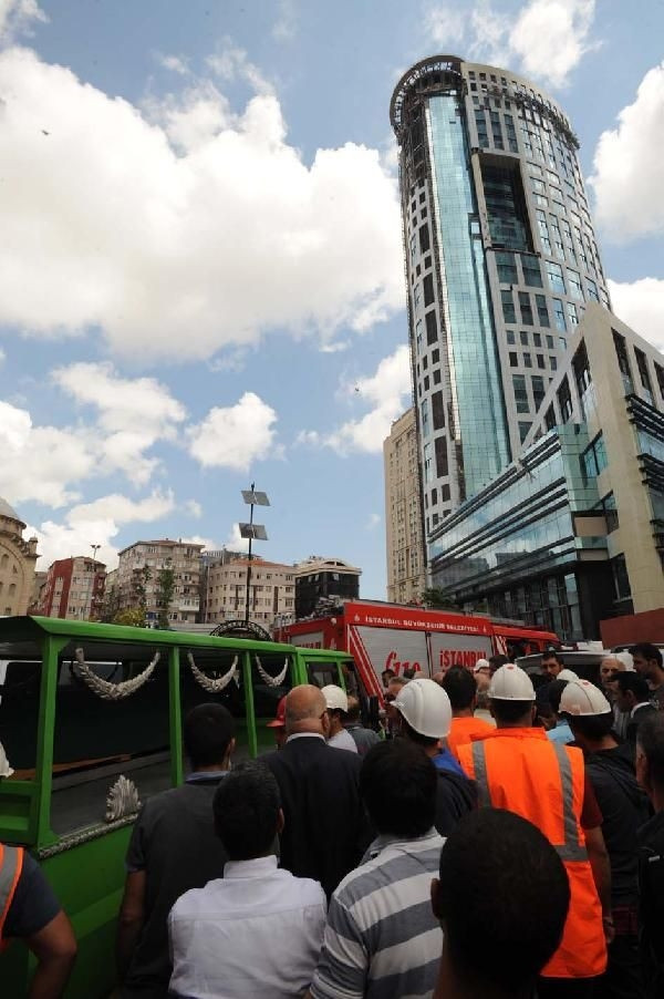 Kağıthane'de plaza inşaatında feci ölüm