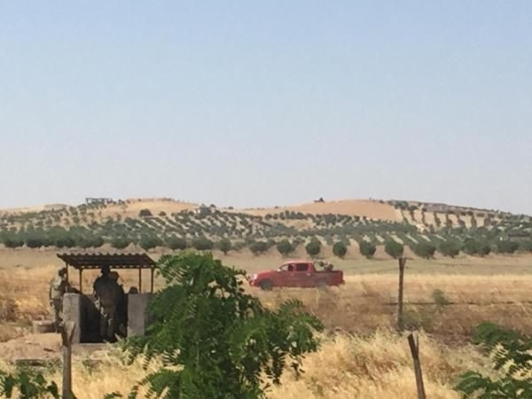 IŞİD, Cerablus'a mayın döşeyip hendek kazdı