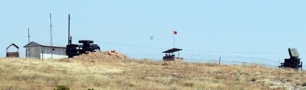 IŞİD'liler yine sınıra geldi