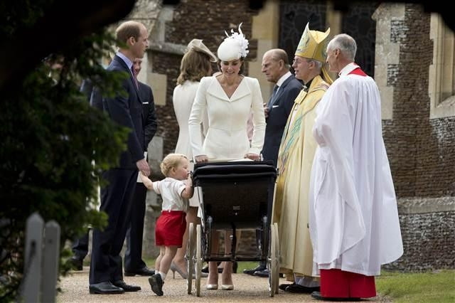Prenses Charlotte Elizabeth Diana'nın vaftiz töreni