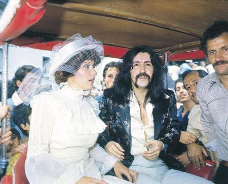 Ünlü çiftlerin nikah fotoğrafları