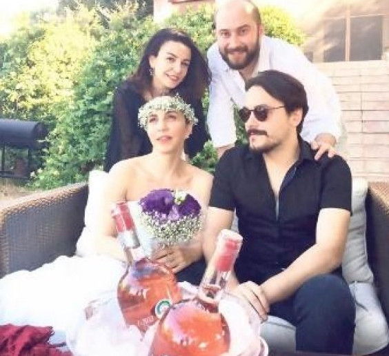 Yeni gelin Sertab Erener bakımda