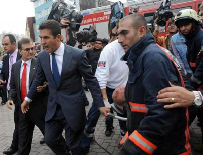 İstanbul koca bir enkaz oldu !
