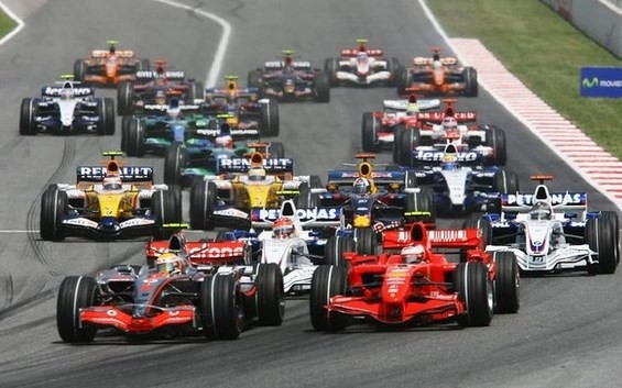 Formula-1 pilotları bir yarışta kaç kilo veriyor