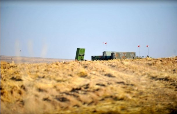 DAEŞ mevzileri bombalanıyor
