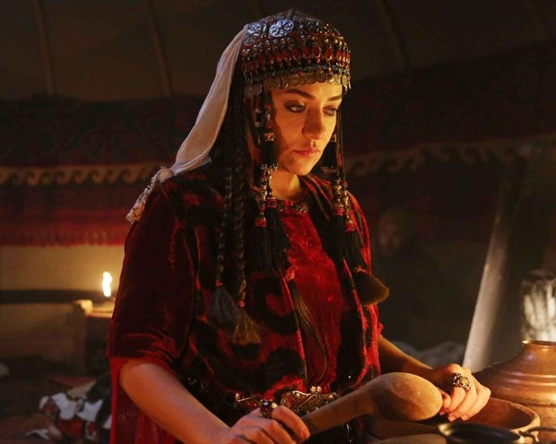 Didem Balçın 'Diriliş Ertuğrul' dizisinden ayrılıyor