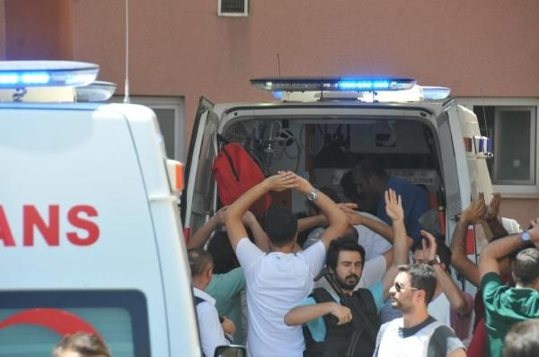 Silahlı saldırıya uğrayan astsubay şehit oldu