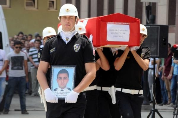 Diyarbakır şehidi törenle memleketine uğurlandı