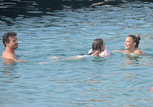 Yeşim Salkım ile Hakan Eratik Bodrum tatiline devam ediyor