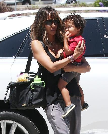 Halle Berry ve oğlu
