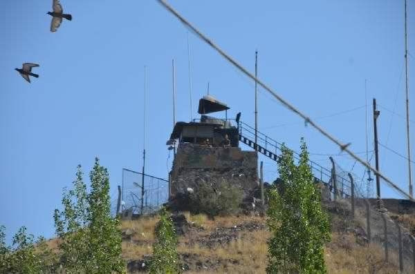 Doğubayazıt'ta nöbetçi kulübesine roketli saldırı!
