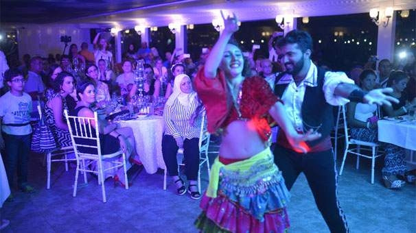 İranlı ve Arapların Boğaz eğlencesi