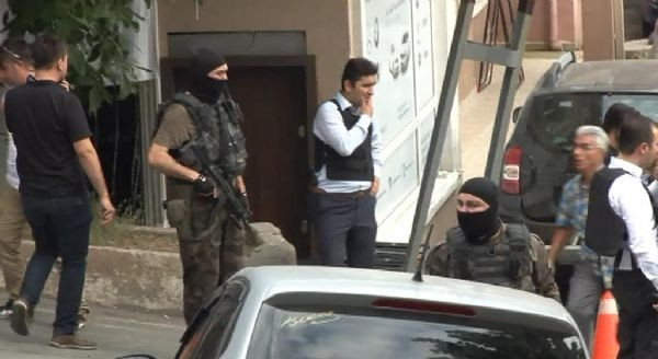 ABD'nin İstinye'deki konsolosluğuna ateş açıldı!