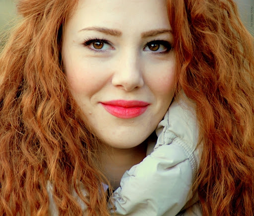 17 Maddede Kiralık Aşk'ın Defne'si Elçin Sangu