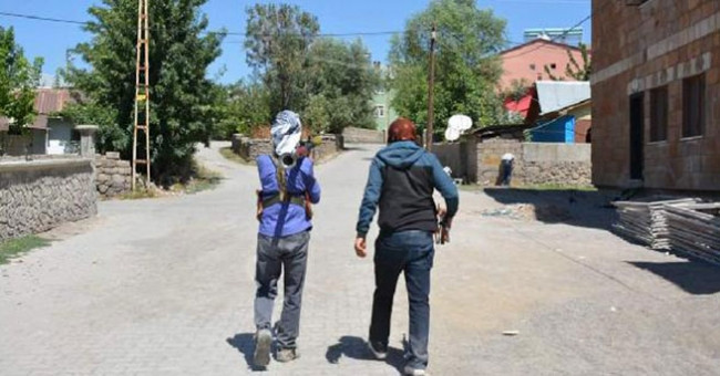 Muş Valisi'nden fotoğraflı tepki