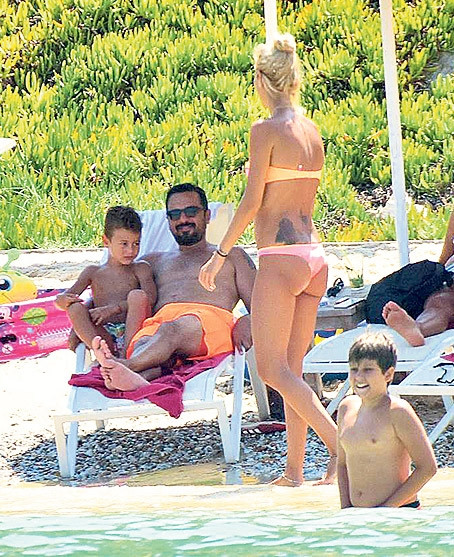 Çağla Şikel'in zoraki tatili