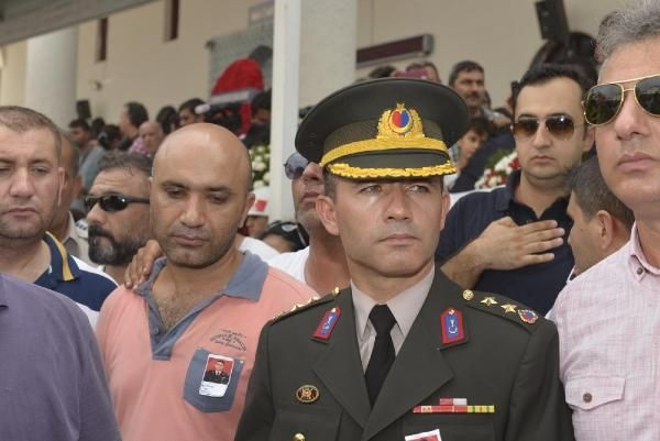 Şehit yüzbaşının yarbay ağabeyi isyan etti!