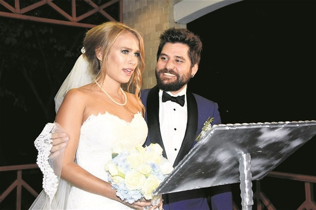 Begüm Öner ve Ceyhun Fersoy evlendi