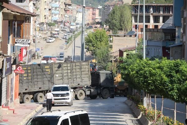 Şemdinli'ye askeri sevkiyat