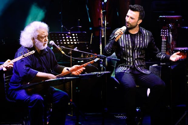 Tarkan Harbiye konserlerine başladı