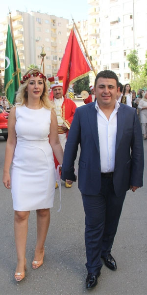 Gelin almaya mehteran bölüğüyle geldi...