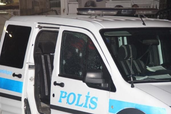 Şanlıurfa'da polis aracına saldırı!... 2 şehit