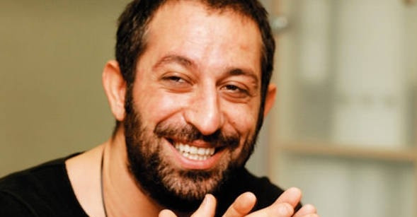 Naz Elmas'tan Cem Yılmaz açıklaması