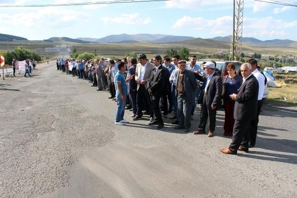 Yeni bakana memleketinde coşkulu karşılama