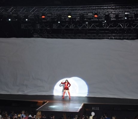 Gülşen Harbiye açıkhava konserinde çoştu