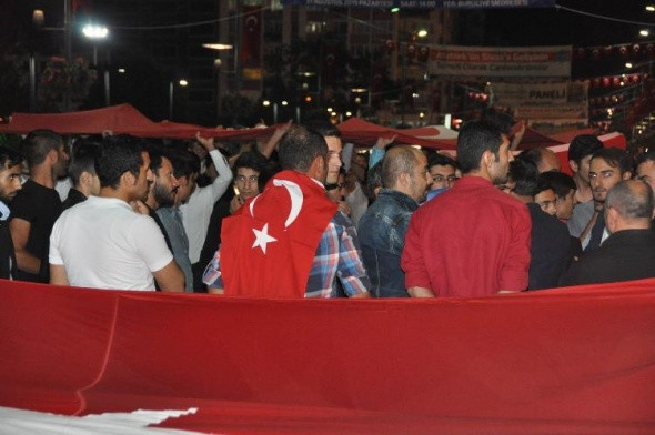 Dağlıca saldırısı halkı sokağa döktü